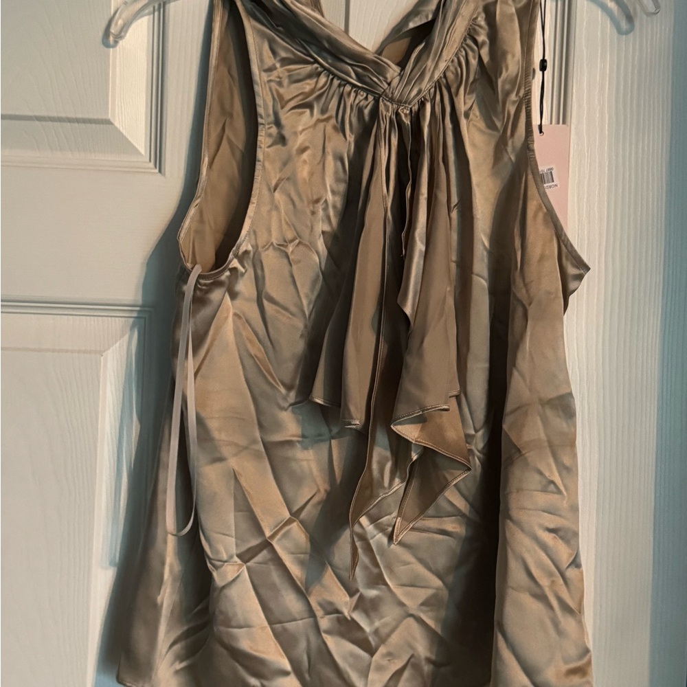 Elegant Gold Sleeveless Blouse